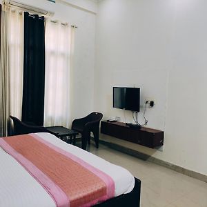 King Room Garden View